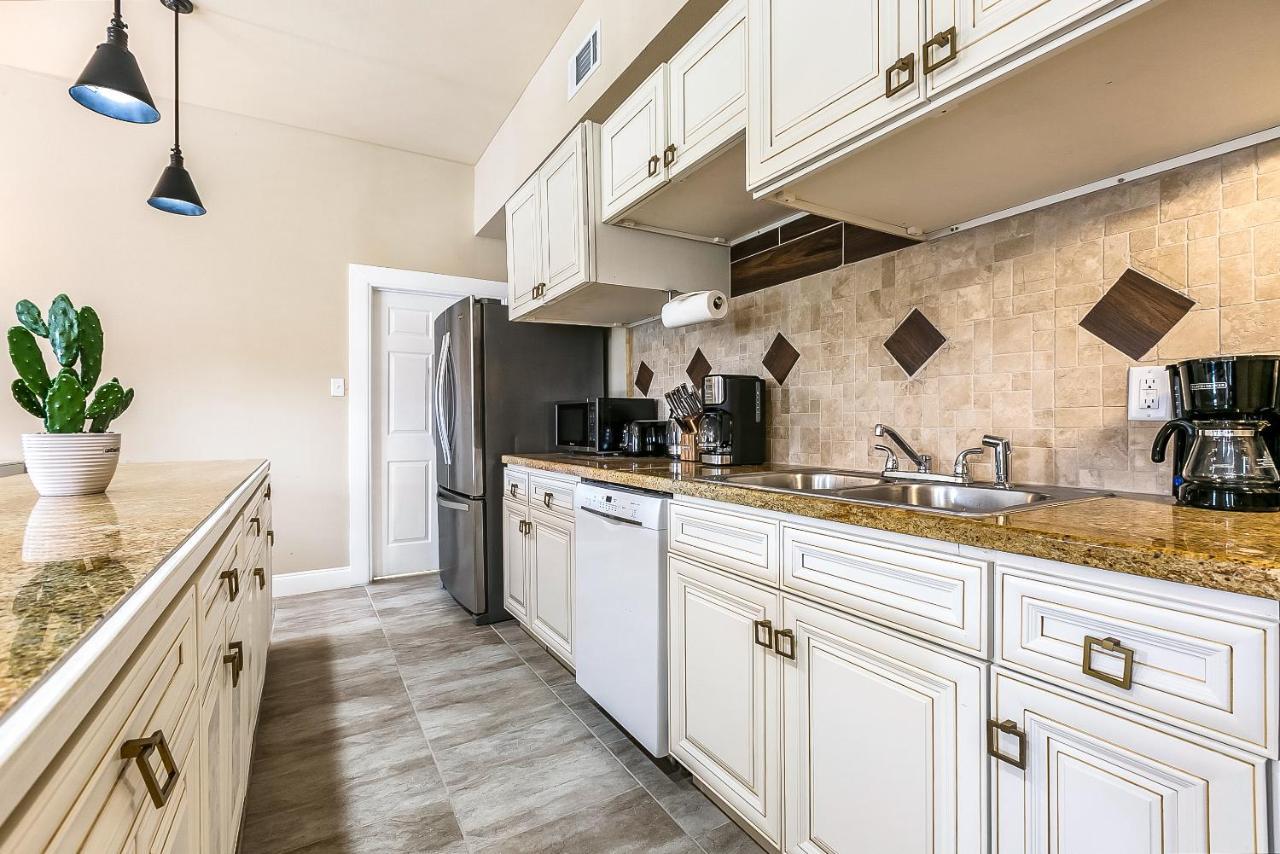 Modern 5Br Condo In Nola Ню Орлиънс Екстериор снимка